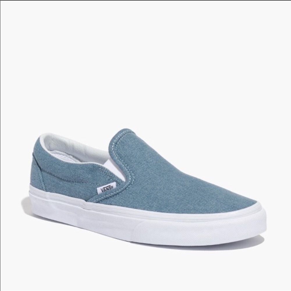 SOLD Unisex classic slip on vans